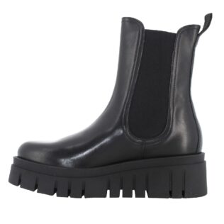 Nero Giardini I309090D Black Pull On